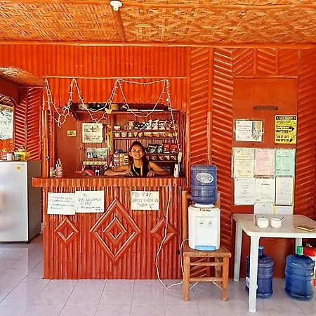 Pareja Tourist Inn