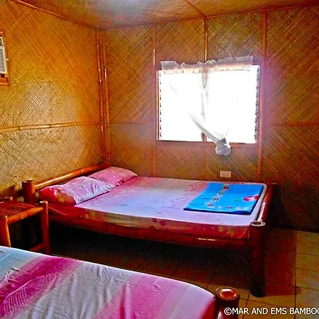 Pareja Tourist Inn